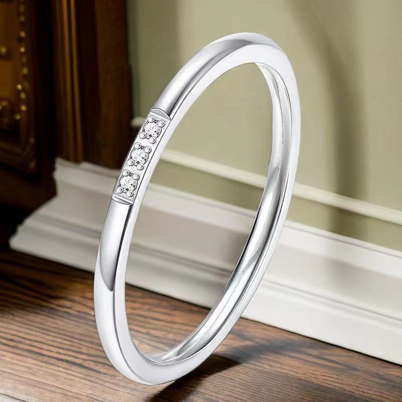 Anillo estrellado de acero inoxidable femenino ins estilo nicho avanzado color no se desvanece joyería de acero de titanio al por mayor