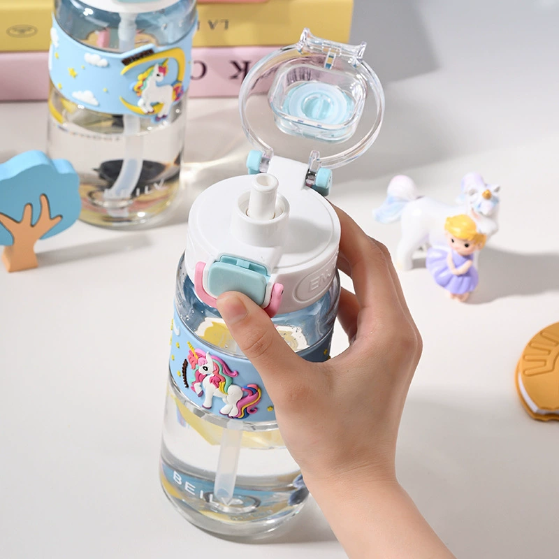 Cute high quality cartoon children's handheld portable glass with glass for students