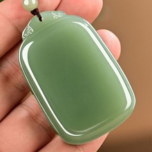 【发货快】天然新疆和田玉鸭蛋青无事牌吊坠翠青平安牌男士玉石项