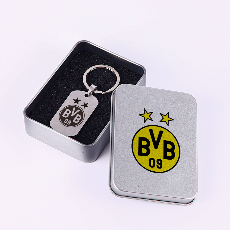 Club de fútbol insignia llavero Barcelona Real Madrid Manchester United AC Milan equipo militar tarjeta caja regalo