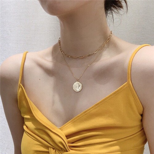 Japanese and Korean-style accessories, niche golden multi-layer stacking coin necklace for women, simple and elegant, versatile, clavicle chain