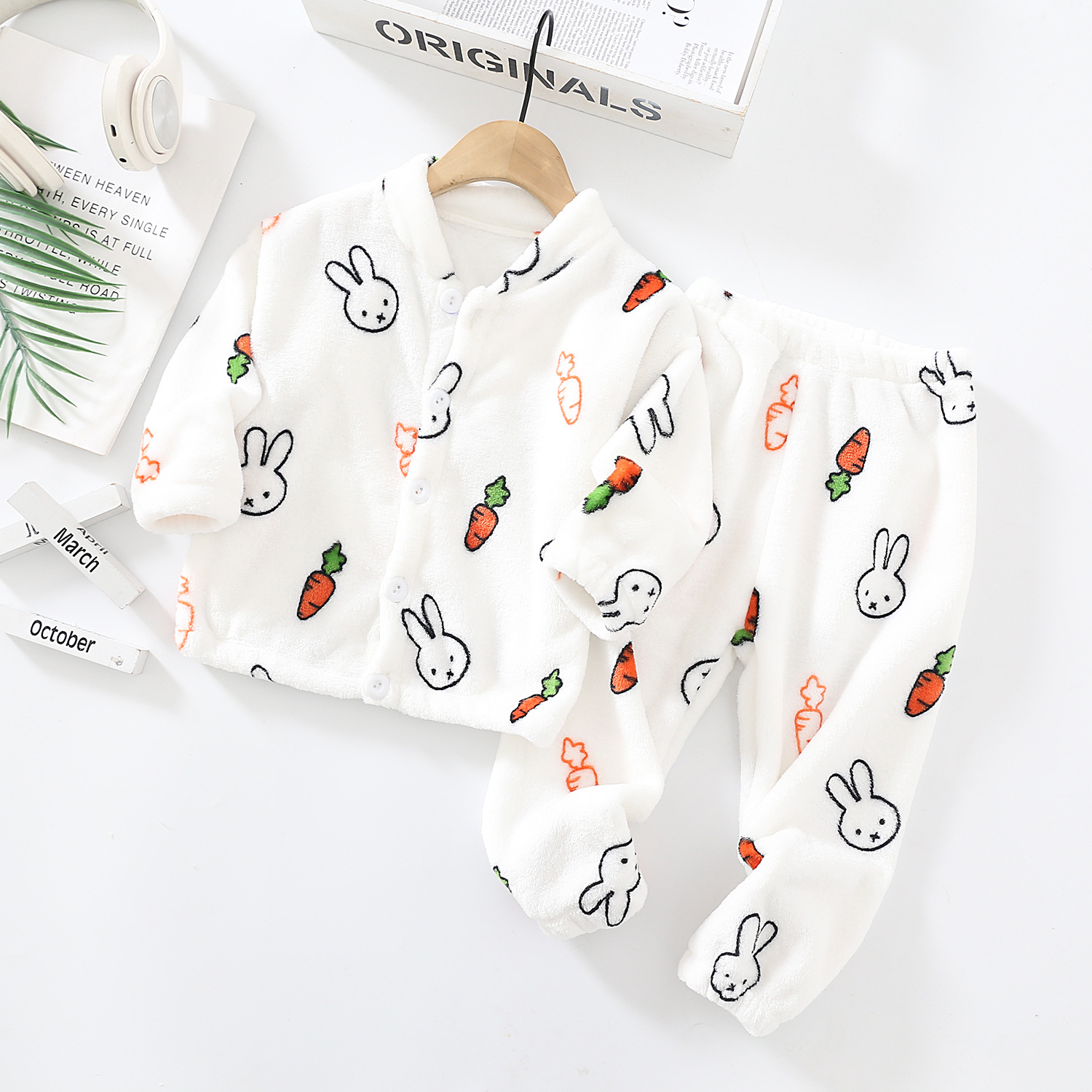 2021 Otoño e Invierno traje de pijama para niños franela niños y niñas estampado flor hebilla cardigan hogar conjunto de dos piezas primavera