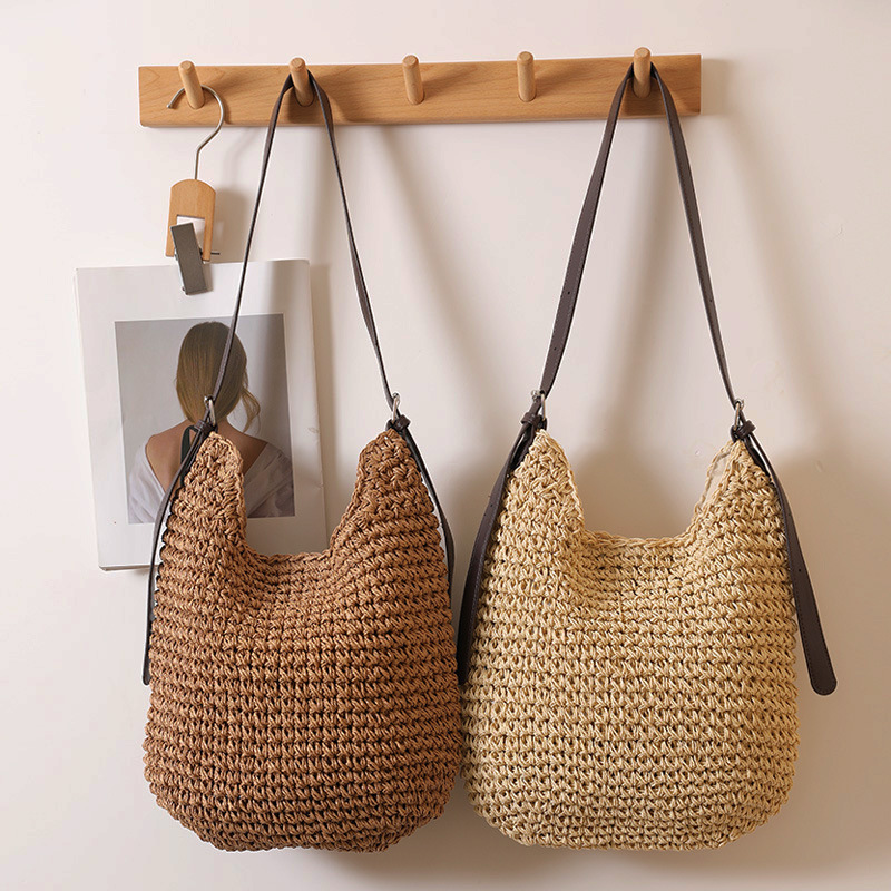 Fashion Large Capacity Straw Crossbody Bag New PU Shoulder Strap Solid Color Woven Bag for Women Beach Vacation