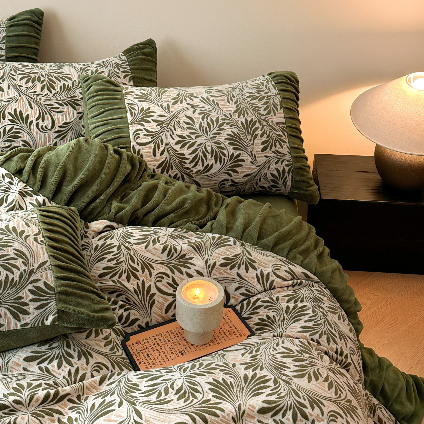 Nordic French Vintage Boho Class A Mother And Baby Grade Jacquard Milk Four-Piece Set, Vintage French Embossed Velvet Winter Thickened Duvet Cover_voghion.com