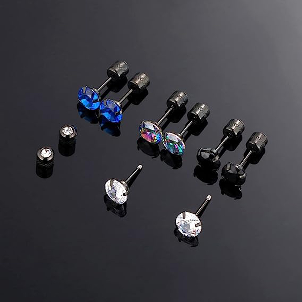 Boucles d'oreilles unisexes en acier titane et zircon en forme de croix, élégantes et polyvalentes, pour cartilage d'oreille multi-percé, pour un style classique et tendance._voghion.com