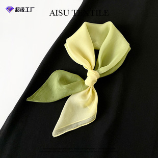 ����ٴ���zѩ�������Gɫ�u׃�p��ɣ�Q�z�z��Ů�ٴ�r���I�����