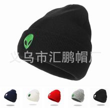 速卖通ebay刺绣绿外星人骷髅头毛线针织帽秋冬新款男女保暖堆堆帽