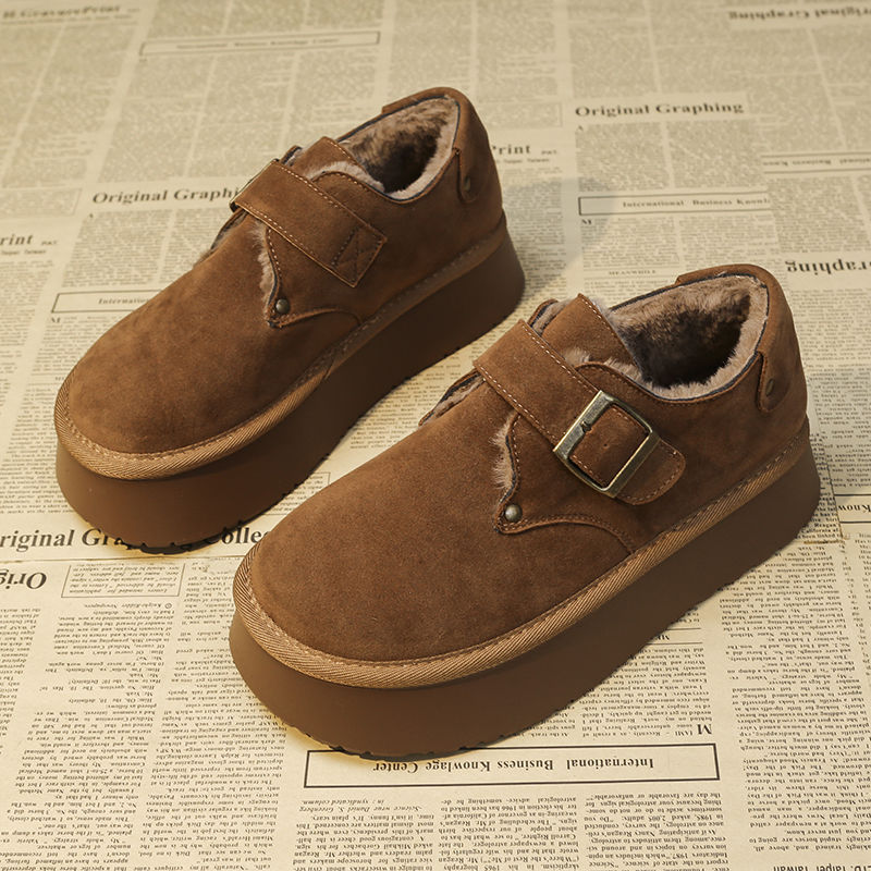 Botas de nieve de fondo grueso para mujeres 2024 invierno nuevos zapatos de algodón de un pie del noreste con lana gruesa calentamiento zapatos burken