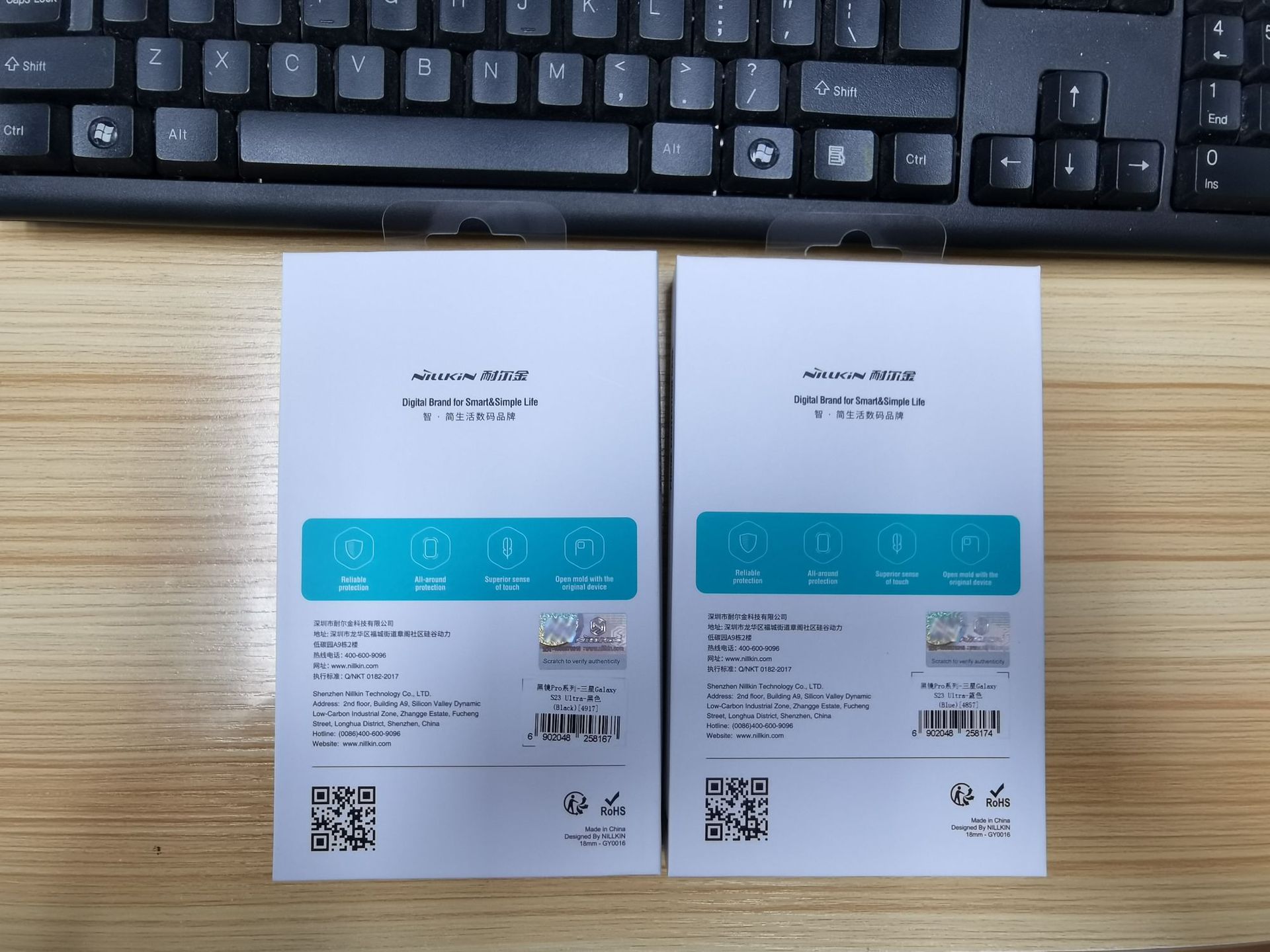 Ốp lưng Samsung S24 Ultra Nillkin chống nhìn trộm, nắp trượt ống kính, gương đen PRO — Gương đen Pro màu đen, Gương đen Pro màu xanh, Gương đen Pro màu xanh đậm, Samsung S24 PLUS chi tiết 12