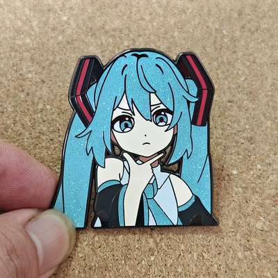 Yaxa sancaqları | Anime Enamel Pin Imitation