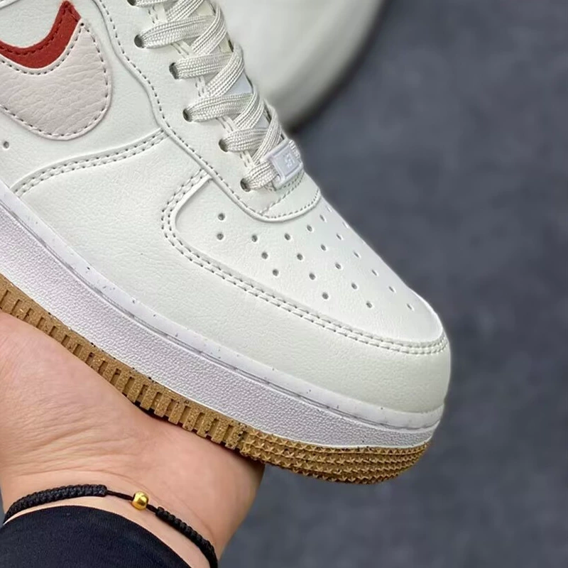Кеды (Nike) Air Force 1 low — белые и цветные, перфорация, мягкий воротник, EU 36–45