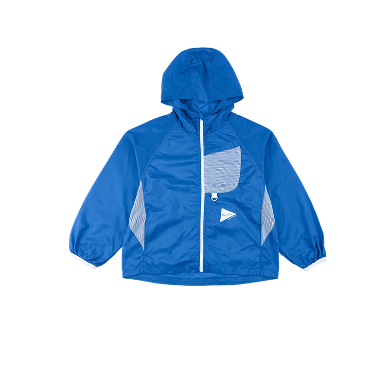 Niños encapuchados abrigo de ropa de protección solar 2026 verano ligero al aire libre chaqueta impermeable para niños chaqueta de niño grande