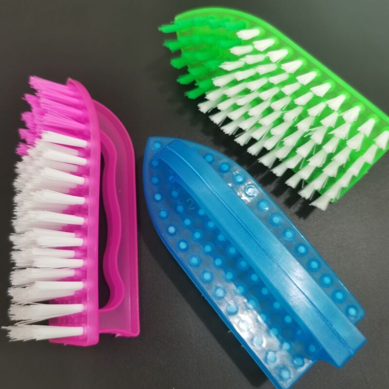 One-Yuan Plastic Clothes Brush, Hand-Held Long Brush, Laundry Brush, One-Yuan Daily Cleaning Tool