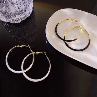 925�yᘶ����F����A�Ȧ���h �W�t�߼��аٴ�r�а�ɫ���Ͷ��