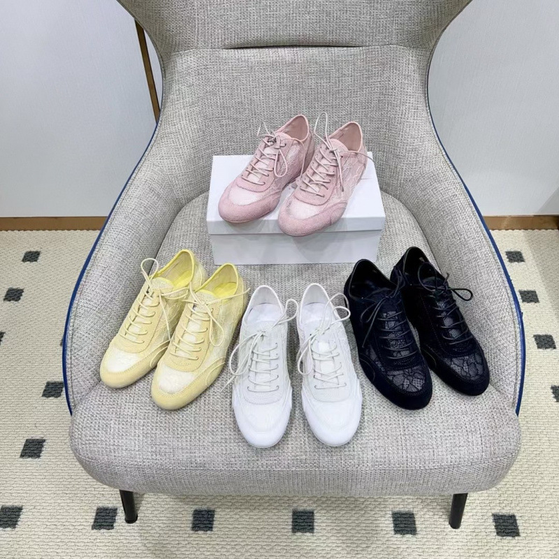 26 Spring/Summer New Lace-Up Sneakers: Breathable, Comfortable, Fashionable, Versatile, Elegant, Stylish, Non-Tiring, Sports Shoes, Barefoot Shoes