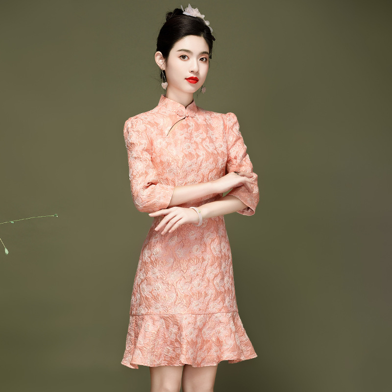 Short cheongsam
