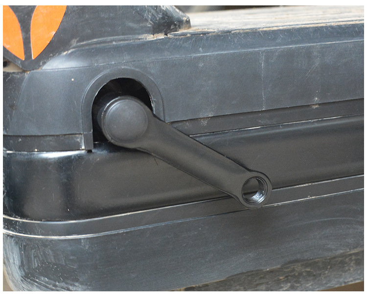 Electric car left and right crank turn new national standard battery car pedal turn center shaft pedal connecting foot rod universal accessories