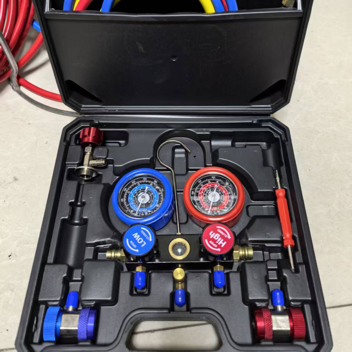 汽车空调r134 410 22四通路冷媒表组四轮双表阀冷媒加注器