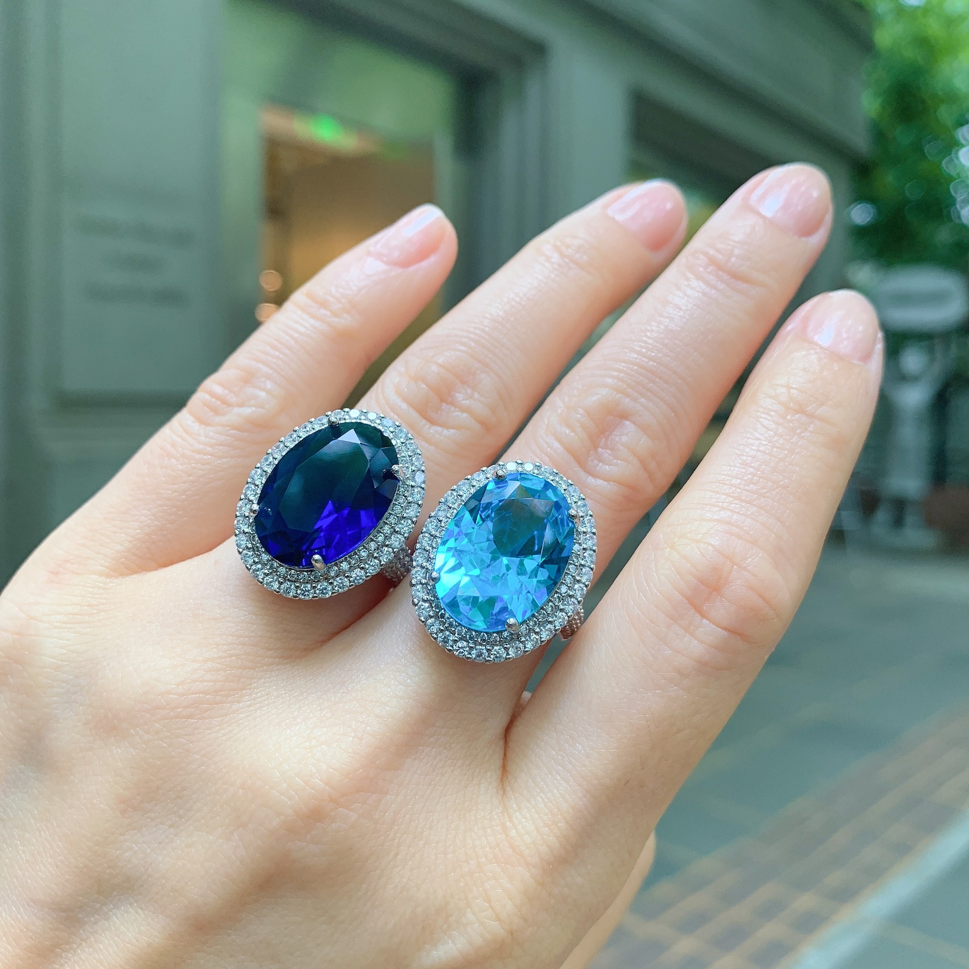 Zhuang Shengsheng Jewelry Wholesale European and American Simulation Blue Glass Blue Retro Wind Ring Shines with Diamond Ladies Ring