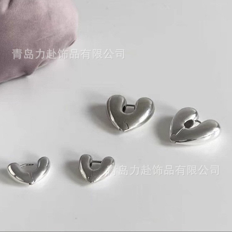 ER296 European and American Niche ins Cold Style Metal Love Ball Earrings Ear Buckle Star Same Silver Earrings Women