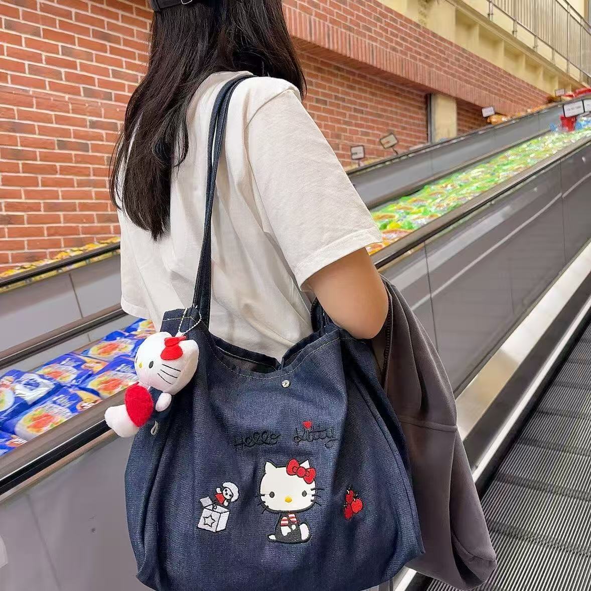 可爱凯蒂猫单肩包少女心大容量刺绣手提包简约通勤购物袋收纳包袋