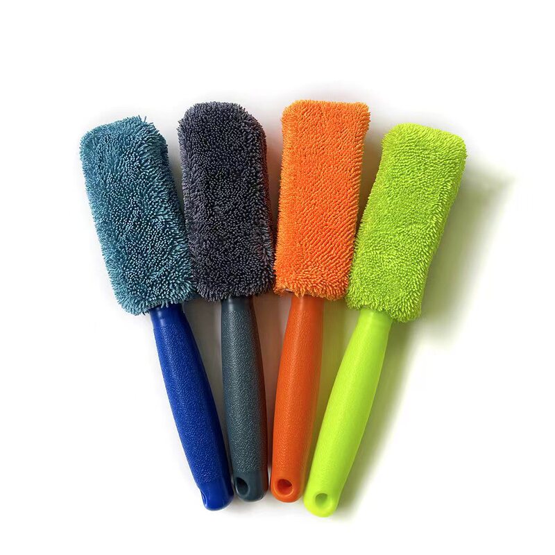 Microfiber Long-Handle Car Tire Cleaning Brush with Braided Cloth, Can Be Hung Inside the Car for Cleaning Car Tires