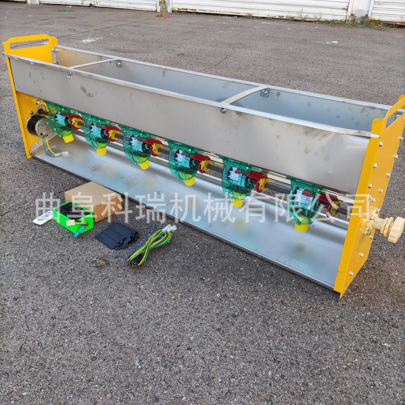 遥控电动施肥机 电三轮后挂洒颗粒化肥机 科瑞直供小麦玉米追肥机