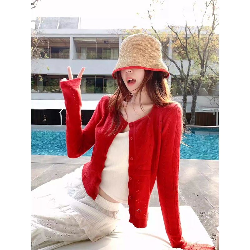 Zeng Xiaoxian Korean-Style Red Hollow-Out Short Knit Cardigan for Women, Thin Outerwear for Spring and Autumn