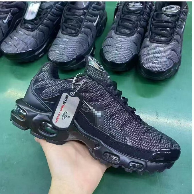 European Cross-Border Tn Full-Length Air Cushion Air Max Plus Retro Breathable Fabric Low-Top Casual Men's and Women's Running Shoes