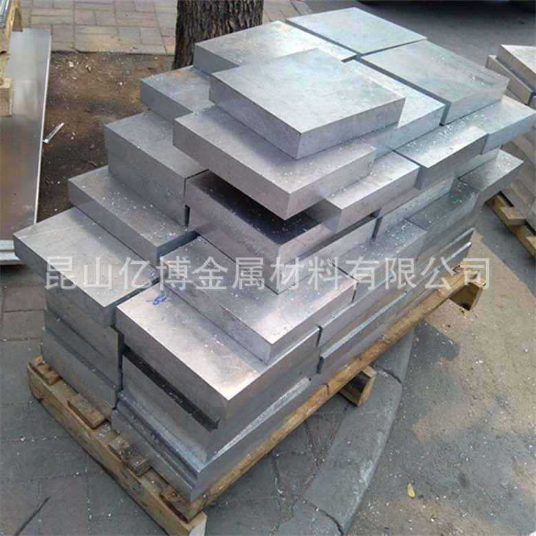 5294873330_1646514433