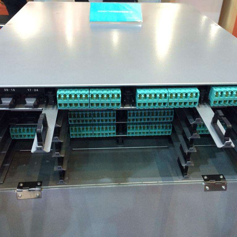 康宁机架式CCH光纤终端盒  康宁光纤配线架  康宁 产品CCH01U