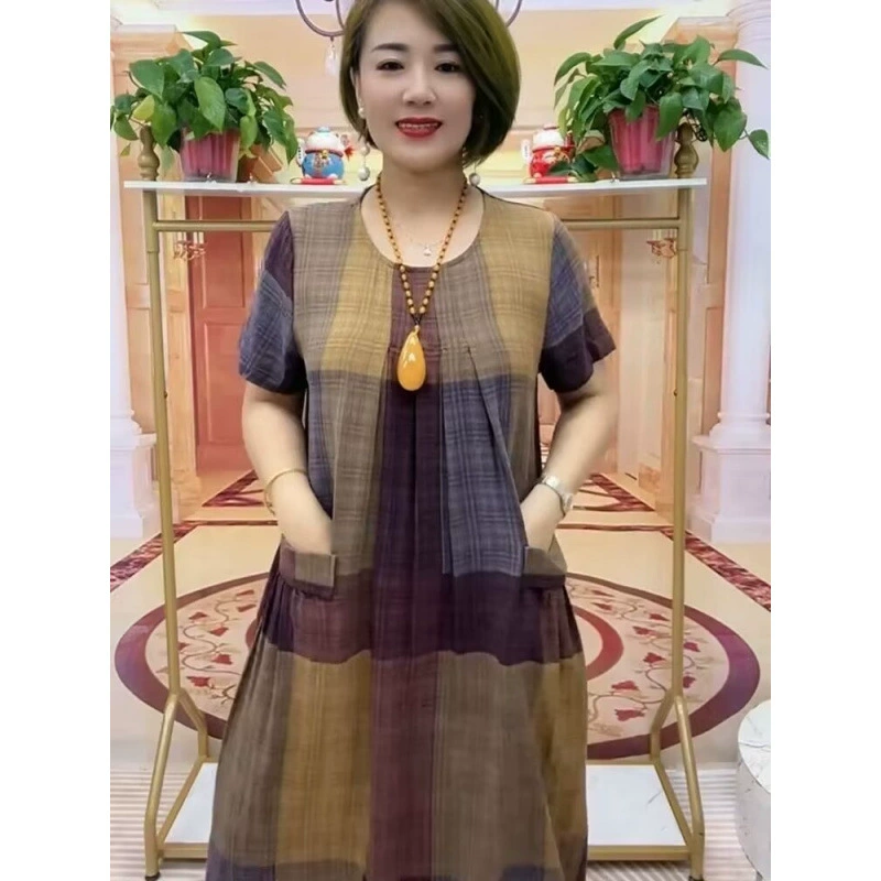 Летнее платье большой версии в клетку с двумя карманами для женщин от 50 до 60 лет, элитное женское платье для пожилых людей, больших размеров.