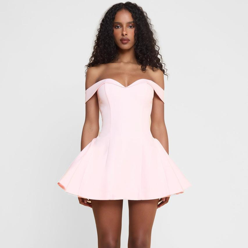 2024 otoño y invierno de Europa y América ropa de mujer transfronteriza nueva moda sexy un cuello vestido delgado vestido corto