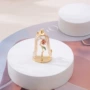 小众美女复古大衣胸针
