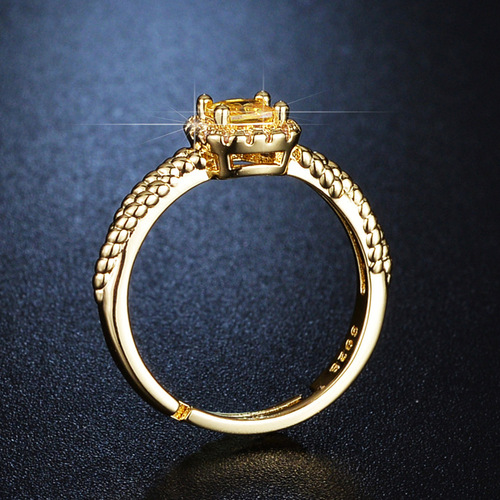 Xiaohongshu Small Sugar Yellow Crystal Diamond Ring for Women, Unique Design Sense, Instagram Style Ring, 18k Jewelry Wholesale