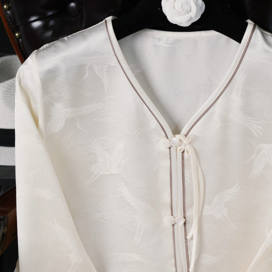 Not the kui is a new Chinese-style soft and beautiful to wear heavy silk pajamas women's seven-point sleeve mulberry silk home clothes