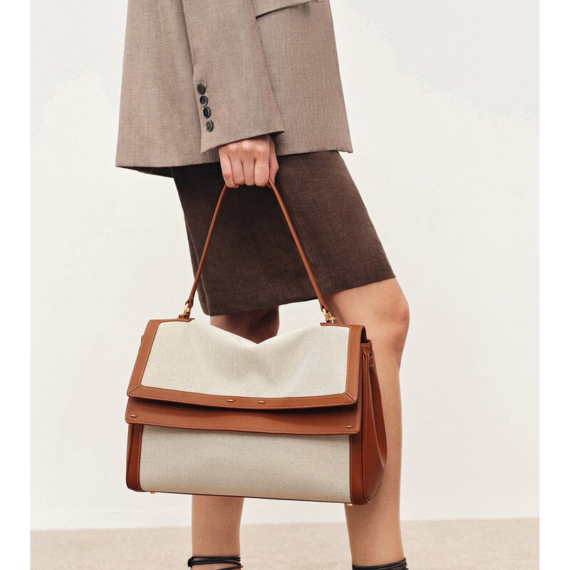 [Bvw Designer Collaboration] Fabrique Leather and Canvas Water-Resistant Briefcase That Can Be Worn as a Backpack or Crossbody