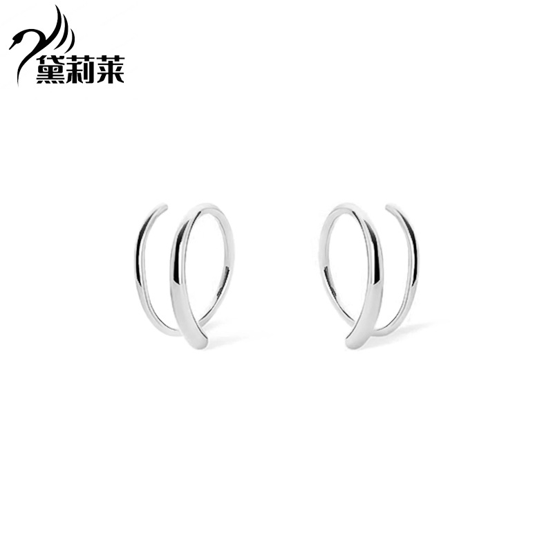 Fashionable elegant small design universal earrings