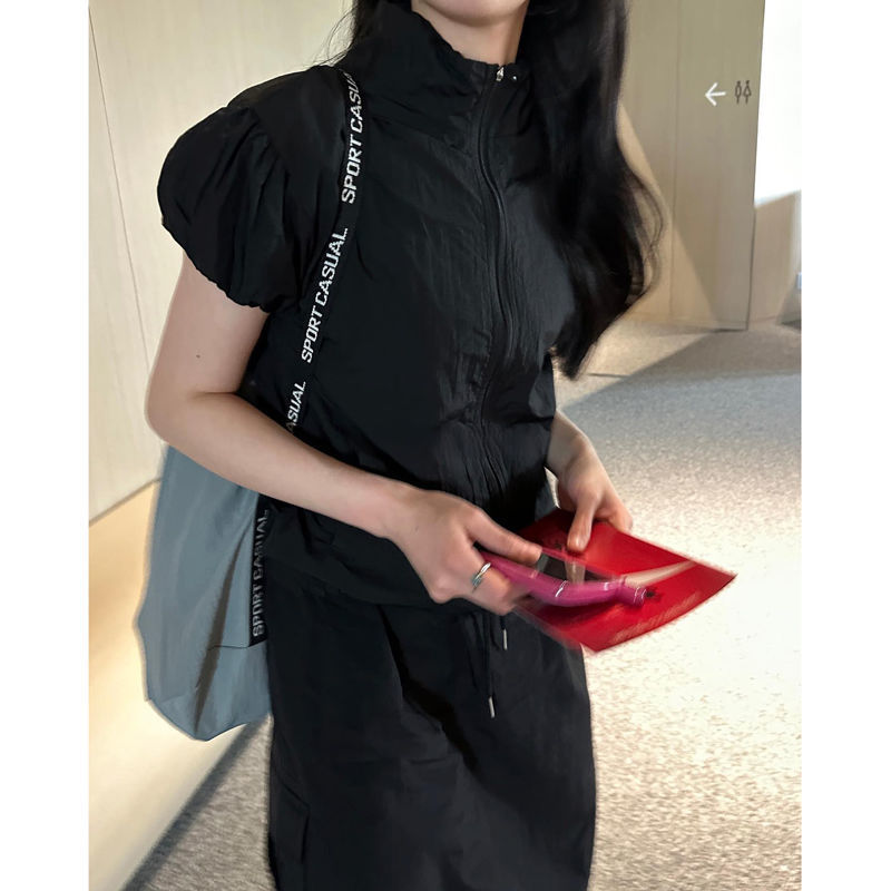 검은색