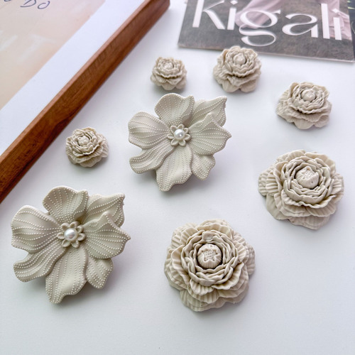 2025 Hole Shoes Accessory Store Same Style Bouquet Shoes Flower Zhìbìxīng Shoe Clip Shoe Decorations High-End Shoe Flowers