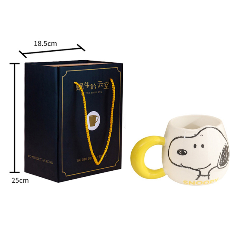 Auténtica licencia Snoopy tazas de cerámica para niños tazas de agua estudiantes tazas de gran capacidad para niñas de alto valor facial lindo