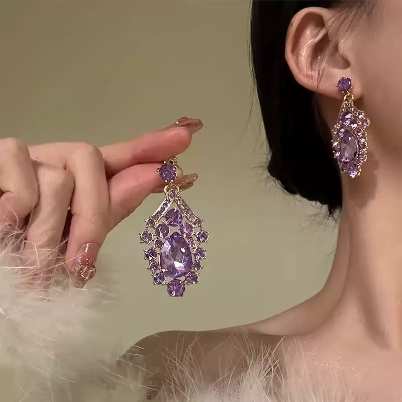 퍼플 다이아몬드 귀걸이