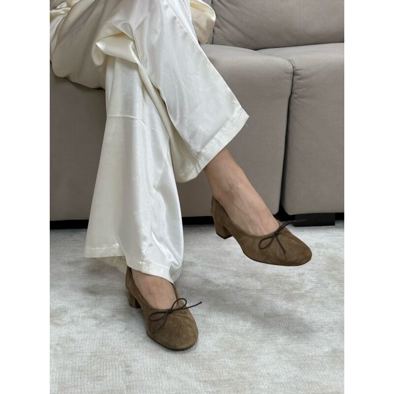 Giày búp bê Mary Jane da lộn mũi tròn đính nơ gót thô thấp — Khaki (da lộn), Màu nâu (da lộn), Màu đen (da)