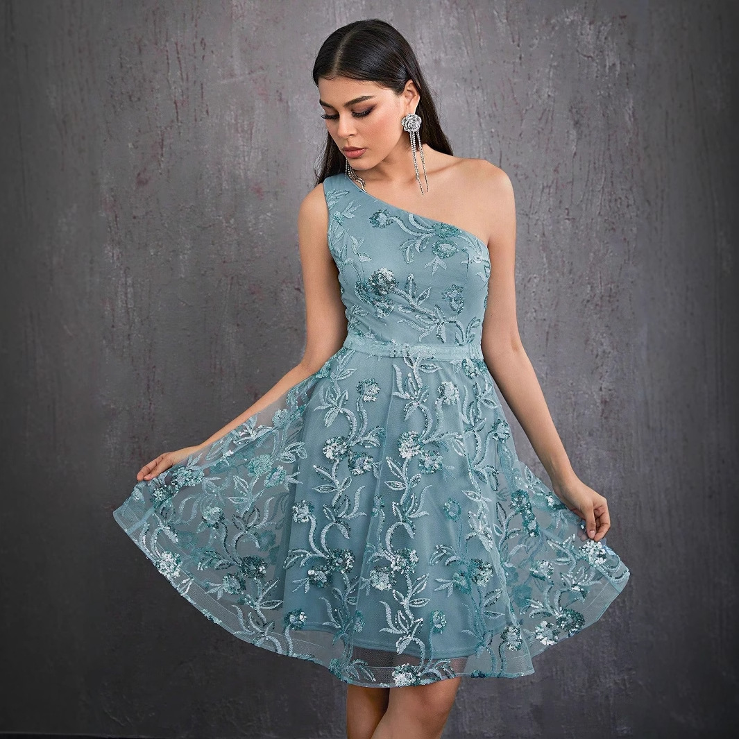 Aliexpress nuevo vestido de baile de hombro europeo y americano de verano vestido corto sin mangas vestido de cumpleaños vestido de adulto mujer
