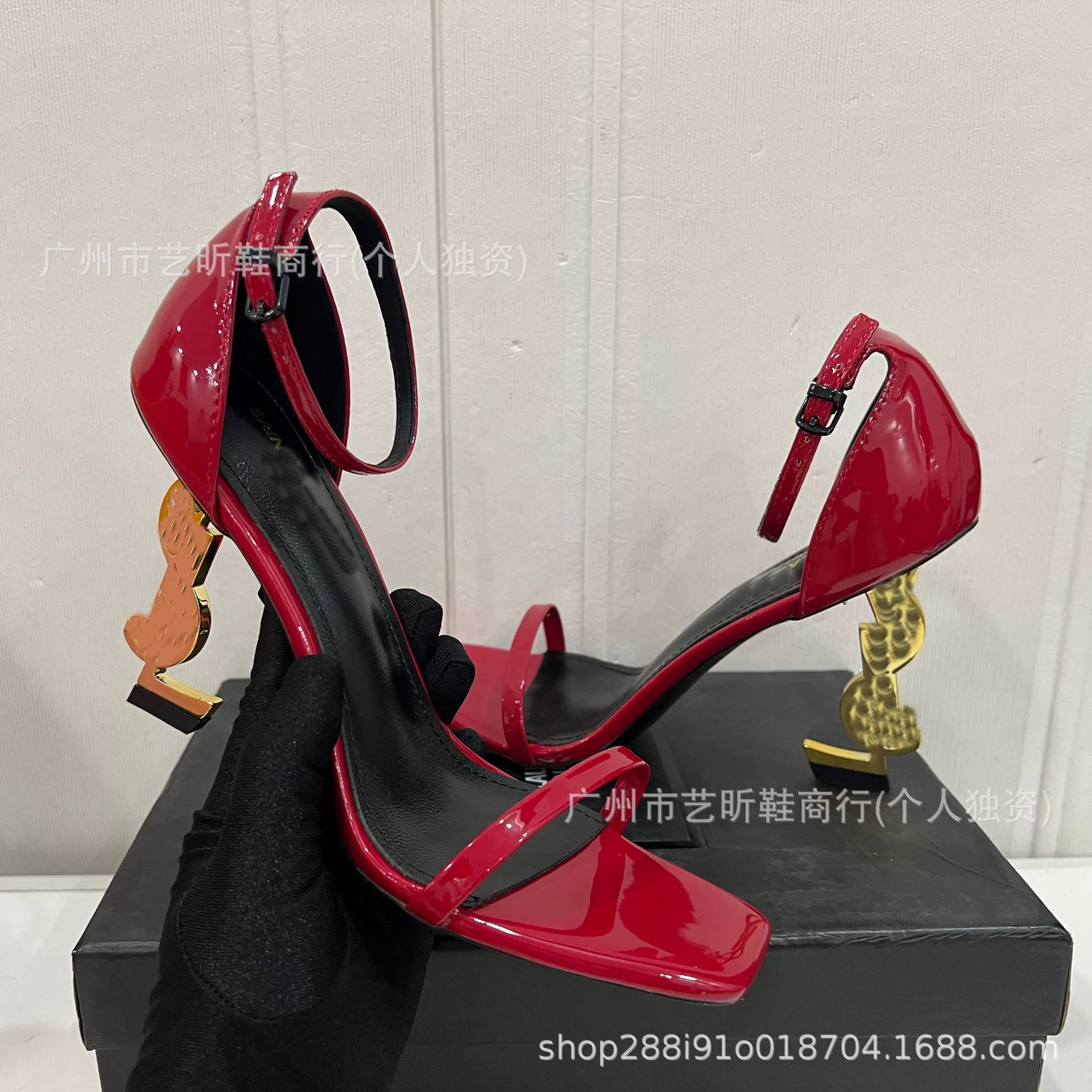 2024 new one word with high heels female poplar forest, the same side letters and sexy ultra -high heels of European and American high -heeled sandals