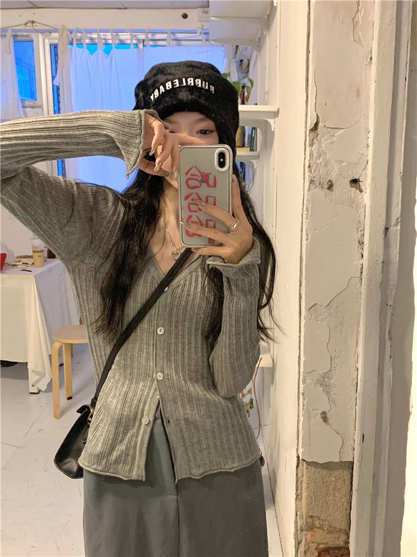 高级感v领坑条针织防晒开衫女2025春季长袖冰丝外套茶里茶气上衣|undefined