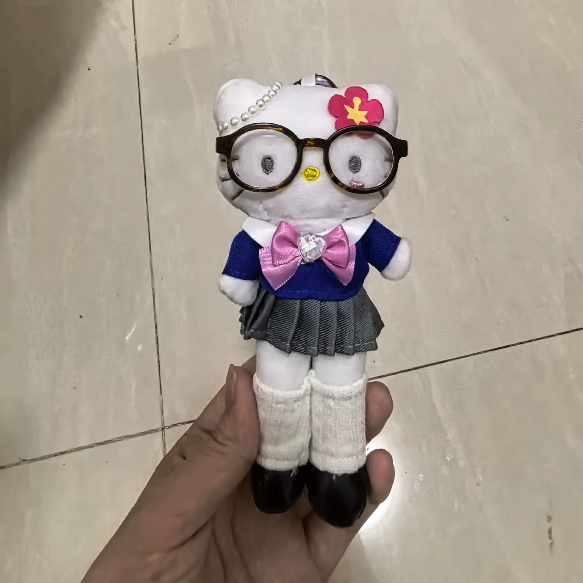 Плюшевый брелок (Sanrio) Hello Kitty, плюшевая кукла-талисман, размеры 10–16 см
