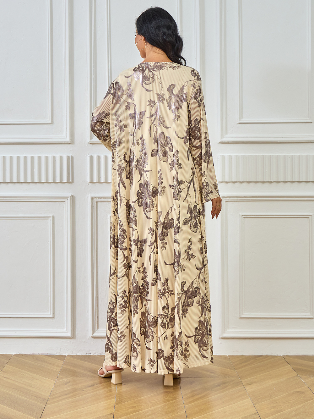 Middle East 2024 Summer New Fashion Gold-Embossed Muslim Dress Dubai Travel Cardigan Robe European And American Women's_ecoleips.com