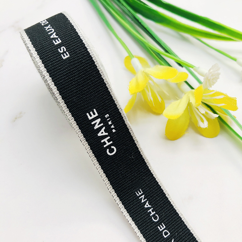 赤い本の小さな香りのリボンの髪飾りリボンのプレゼントのひもの花束の帽子の縁の手作りのdiyブランドのリボン|undefined