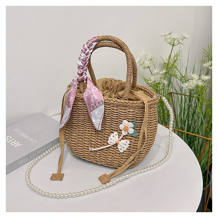 Women's Medium Straw Solid Color Flower Vacation Beach Beading Weave Square String Straw Bag display picture 9